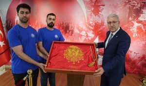 ege-universitesinde-57-alay-temsili-sancagini-1-milyonun-uzerinde-kisi-ziyaret-etti-lgej4D1B.jpg