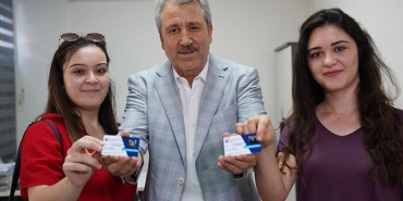 ege-universitesinin-mezun-kart-uygulamasi-yogun-talep-gormeye-devam-ediyor.jpg