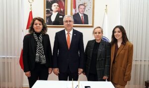 egeli-akademisyenler-guneste-gorulen-leke-verilerini-veri-madenciligi-yontemi-ile-inceleyecek-pgiEWNdz.jpg