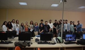 egeli-genc-gazeteciler-kariyer-etkinliginde-bulustu-i4HNfIQL.jpg