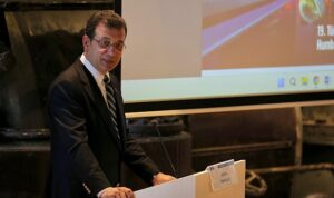 ekrem-imamoglu-19-turk-ceza-hukuku-gunleri-etkinliginde-konustu-ZkECNv3V.jpg