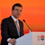 ekrem-imamoglu-kahirede-duzenlenen-12-dunya-kent-forumunda-konustu.jpg