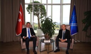 ekrem-imamoglu-kucukcekmece-belediye-baskani-kemal-cebiye-tebrik-ziyaretinde-bulundu-Fv1OJaXx.jpg