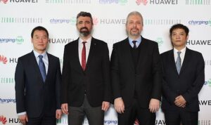 elektrikli-araclar-icin-platform-hizmeti-charging-hub-9OfsOLsI.jpg