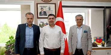emekli-olan-personelden-veda-ziyareti.jpg