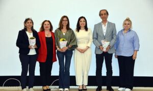 eude-otizmle-yasamak-etkinligi-ile-farkindalik-yaratildi-z6AHhTbf.jpg