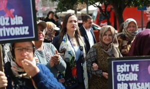 filiz-baskan-sozumuz-eylemimiz-bir-oldugu-surece-gucluyuz-6MfNnjQr.jpg