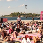galataport-istanbulda-dorduncu-kez-rihtimda-yoga.jpg