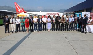 gazipasa-alanya-havalimani-corendonun-ilk-bruksel-ucusunu-karsiladi-8kdzFRKz.jpg