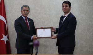 gemlik-belediyesinde-sukru-deviren-donemi-basladi-fmerZilc.jpg