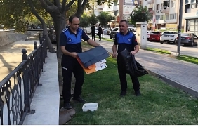 gemlikte-izinsiz-afislere-zabita-mudahalesi.jpg