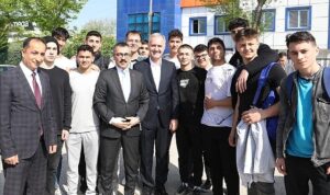 genclerin-yoluna-isik-tutacak-etkinlik-basladi-iVme3IuQ.jpg