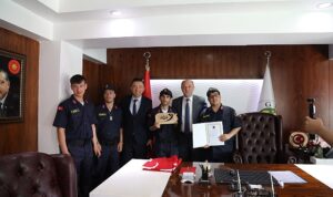 geyve-belediye-baskani-selcuk-yildiz-ozel-askerleri-kabul-etti-A8hgkRjr.jpg