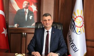 golcuk-belediye-baskani-ali-yildirim-sezer-yayinladigi-mesaj-ile-tum-hemsehrilerinin-ve-islam-aleminin-8iwwcgH8.jpg
