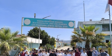 golmarmarali-ogrenciler-aritma-tesisinde-suyun-degerini-yerinde-ogrendi.jpg