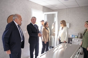 guzelbahce-belediyesi-izmir-ozel-turk-koleji-can-dostlari-yeni-yasam-merkezi-hizmete-acildi.jpg