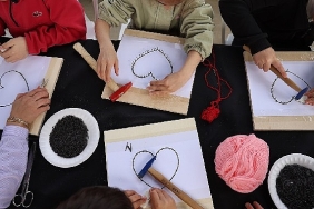 hayal-gucu-iplerle-hayat-buluyor.jpg