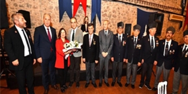 her-birinizin-basimizin-ustunde-yeri-var.jpg