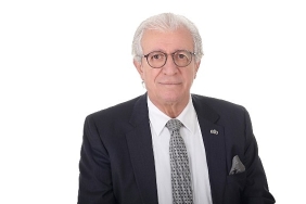 ihracatciya-yeni-strateji-uyarisi-kurda-istikrar-karda-belirsizlik.jpg