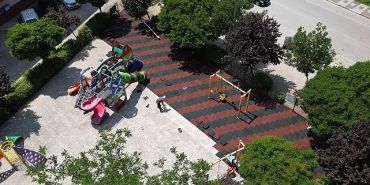 inegolde-7-mahallede-22-parkin-zemini-yenileniyor.jpg