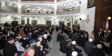 inegolde-uc-aylar-sabah-namazi-bulusmasiyla-karsilandi.jpg