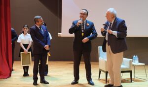irfan-degirmencinin-moderatorlugunde-prof-dr-ilber-ortayli-losevde-tarihe-yolculuk-cumhuriyetin-100-yili-soylesisi-9bxfjiK5.jpg