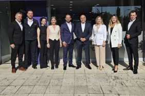 is-hayatinda-uzaktan-calisma-sisteminde-ibre-tersine-donuyor.jpg