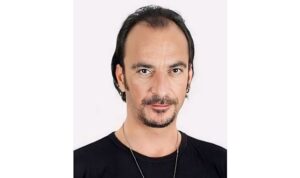 istanbul-buyuksehir-belediyesi-sehir-tiyatrolari-sanatcisi-oguzboy-vedat-sahini-kaybetmenin-derin-uzuntusunu-yasiyor-FMW1lQI3.jpg
