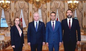 istanbul-valisi-davut-gule-enerji-okuryazarligi-ziyareti-36JeJDMm.jpg