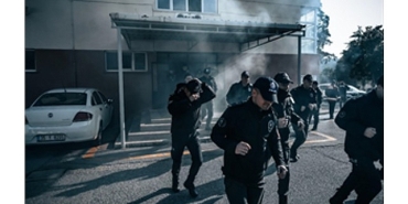 itfaiye-ekiplerinden-polis-okulunda-yangin-tatbikati.jpg