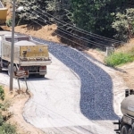 izmir-buyuksehir-3-ayda-40-kilometrelik-koy-yolunu-yeniledi.jpg