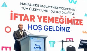 izmir-buyuksehir-belediye-baskani-tunc-soyer-bin-293-muhtarla-iftar-yemeginde-bir-araya-geldi-vtNdQWhB.jpg