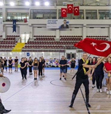 İzmir’de zeybek bilmeyen kalmayacak