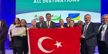izmir-turizmde-iddiasini-buyutuyor.jpg