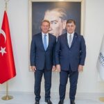 izmir-ve-abd-arasinda-ticaret-ve-yatirim-iliskileri-gelistirilecek.jpg