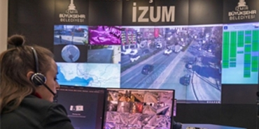 izmirde-akilli-kavsaklar-ile-akici-trafik.jpg