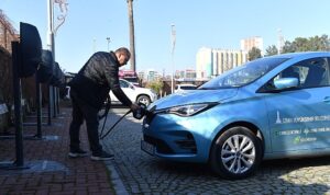 izmirin-elektrikli-ulasimina-avrupa-modeli-tXmtQMkr.jpg