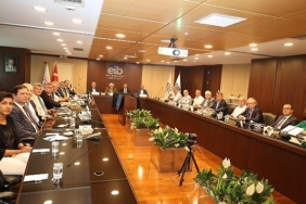 izmirli-ihracatcilarin-kdv-iadeleri-ortalama-17-gunde-sonuclandiriliyor.jpg