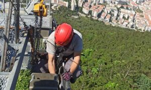 izmirliler-gonul-rahatligiyla-teleferik-keyfi-surecek-yTtyFfU1.jpg