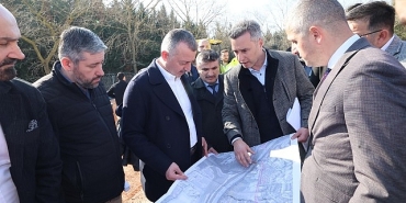 izmit-bir-uctan-diger-uca-demir-agla-baglaniyor-buyuksehir-yapiyor-izmit-konfora-kavusuyor.jpg