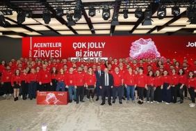 jollynin-geleneksellesen-acenteler-zirvesi-21-24-kasim-tarihlerinde-antalyada-gerceklesti.jpg