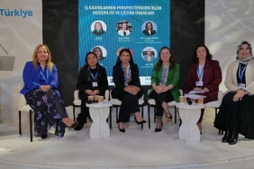 kadinlar-gelecek-icin-iklim-krizini-masaya-yatirdi.jpg