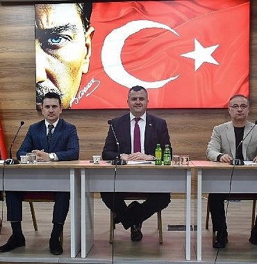 kadir-albayrakin-adi-sarayda-yasatilacak.jpg