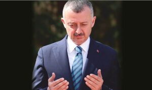 kadir-gecesinin-kadrini-bilenlerden-olalim-plOGIW6c.jpg