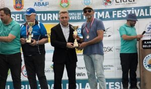 kandira-belediye-baskani-erol-olmez-senlige-katildi-dFVrNlWP.jpg
