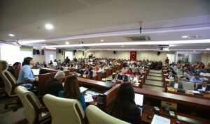 karabaglar-belediye-meclisi-mayis-ayi-toplantisini-gerceklestirdi-nisan-ayi-faaliyetleri-paylasildi-fpiccEgt.jpg
