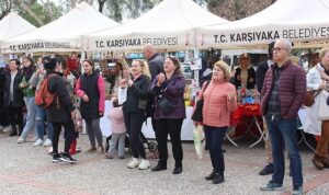karsiyakada-sevgililer-gunu-pazari-acildi-sttYS51B.jpg