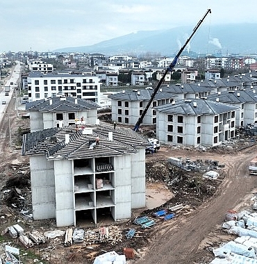 kartepe-kent-konut-evlerinde-ilerleme-yuzde-51.jpg
