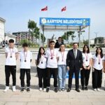 kartepede-19-mayis-ataturku-anma-genclik-ve-spor-bayraminin-105inci-yili-duzenlenen-torenle-cosku-9lf7mqqm.jpg