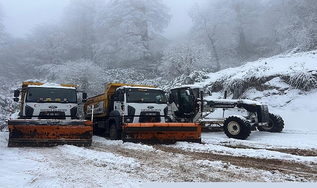 Kartepe’de Bayramda Kar Mesaisi